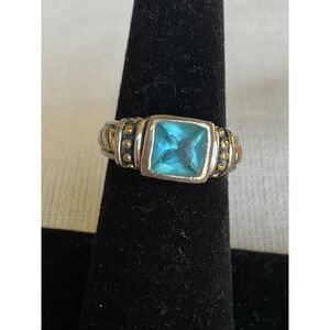 Vintage 925 Sterling Silver Blue topaz ring size 5.75 Estate jewelry